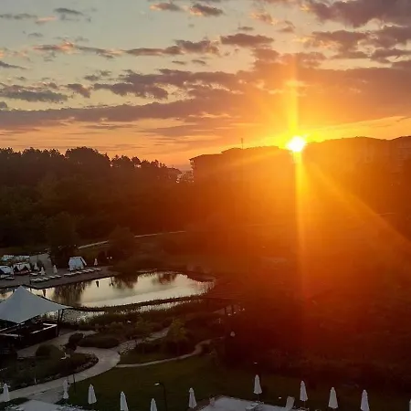 아파트 Sunrise 14 오브조르